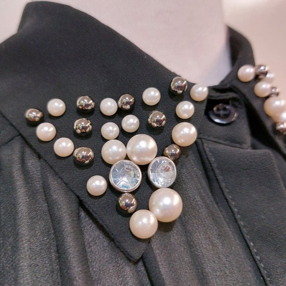 💥GORGE💥Chiffon Pleated Top w/ Embellished Collar - Picture 8 of 15